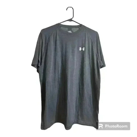 Under Armour short sleeve tee! - Picture 1 of 4